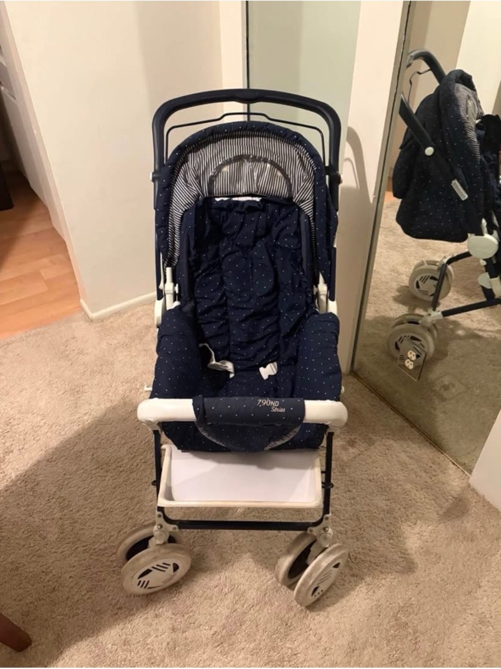 Vintage Graco 1980’s “790ND Series” Navy Polka Dot Stroller with Cream Accents - Picture 5 of 17